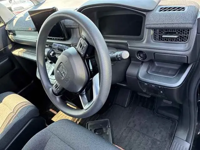 HONDA STEP WAGON 2023